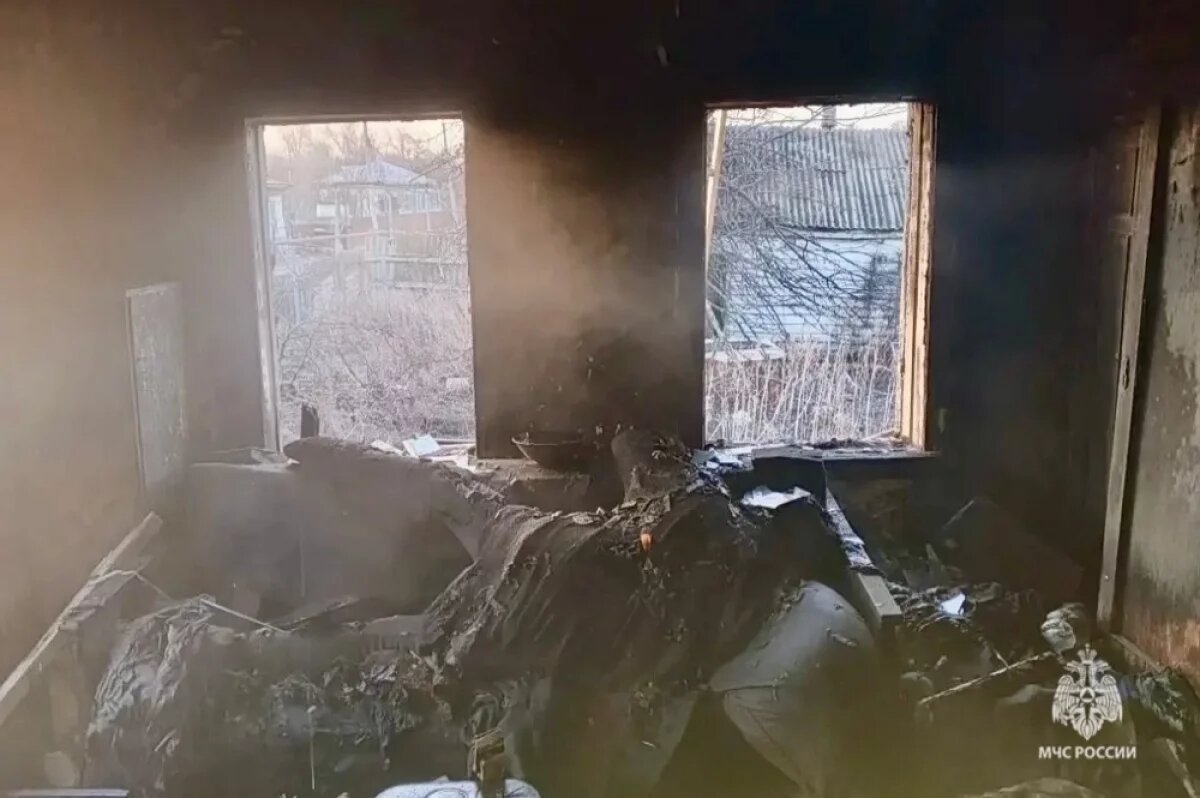    Окурок стоил жизни: в Волгоградской области загорелся дом