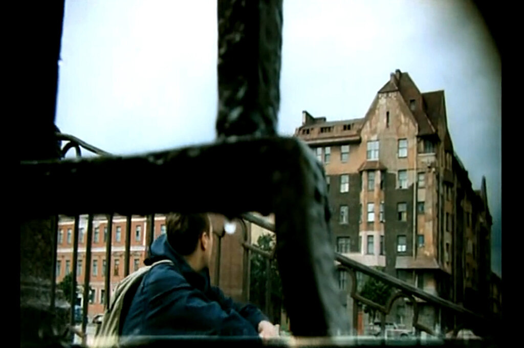 "Питер FM" реж. Оксана Бычкова (2006) 