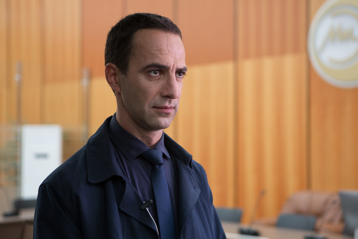 Кадр из сериала «Город тайн»