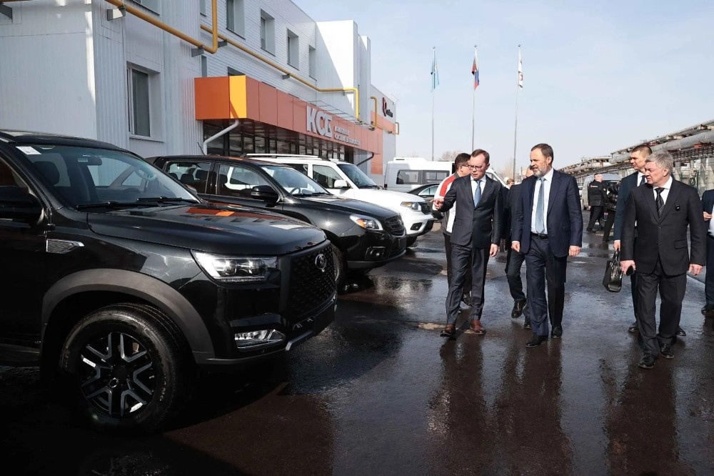    Игорь Комаров оценил промпотенциал Ульяновской области и ход модернизации УАЗа
