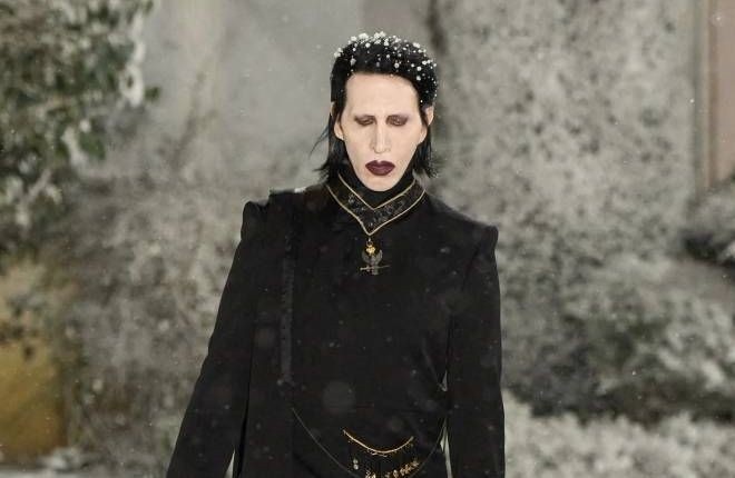 Мерилин Менсон на Парижской неделе моды