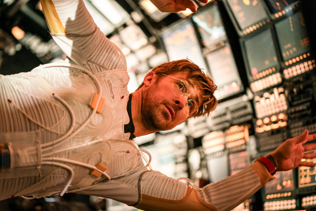     Райан Гослинг спасает мир: что известно о новом фильме «Проект "Конец света"»