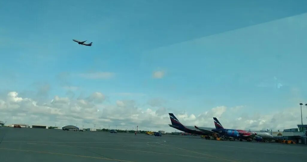 Прямое авиасообщение между Уфой и Сухумом: о чем договорились Хабиров и Делба