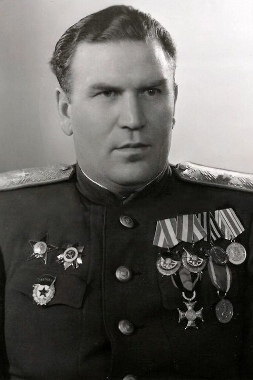 Иван Алексеевич Липодаев (8 [21] мая 1904, Мигулинская, область Войска Донского — 8 января 1968, Москва) — советский военачальник, участник Великой Отечественной войны, генерал-лейтенант (1958)