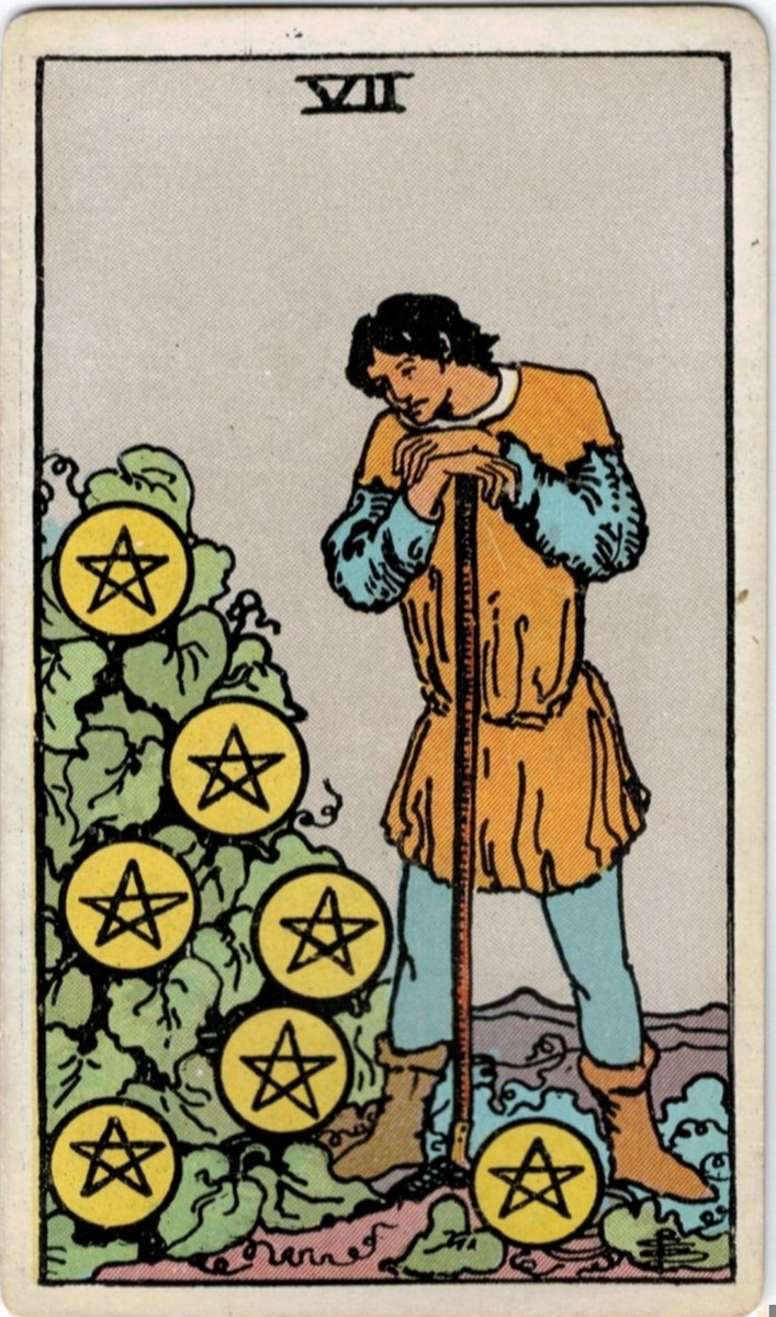 Семёрка Пентаклей Таро Райдера - Уэйта 