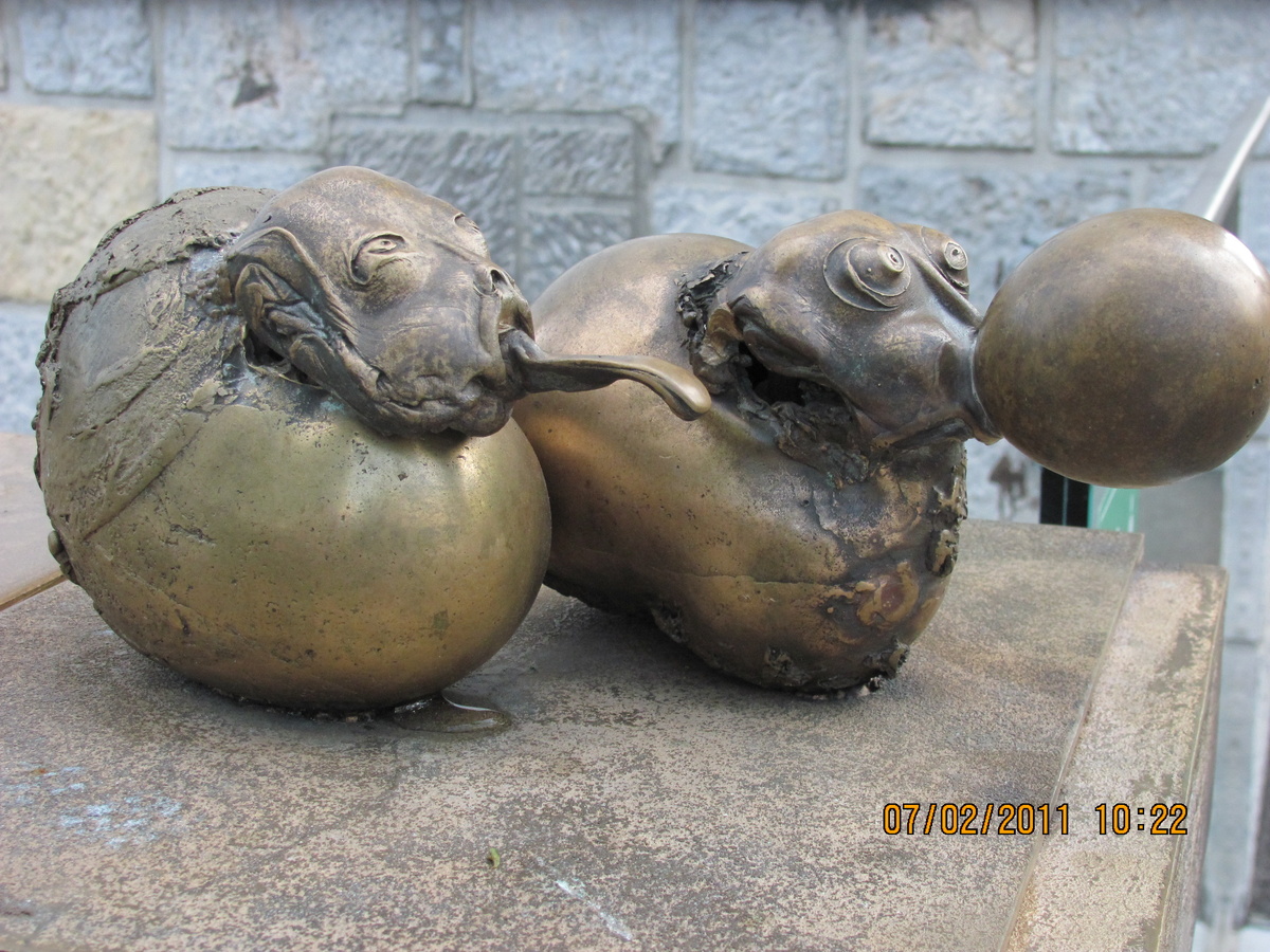 уличный декор в Любляне, столице Словении. Фото автора 