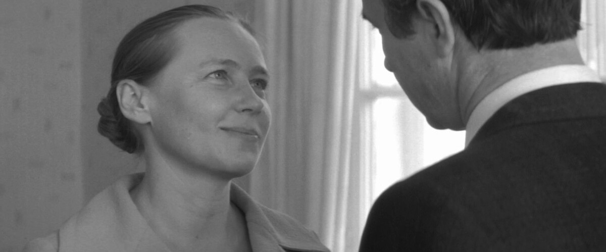 Ия Саввина не хотела сниматься в этом фильме, но её пробы так впечатлили режиссёра, что он не хотел даже рассматривать других.