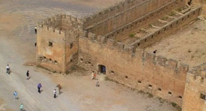 Призрачные воины старинного замка Франгокастелло