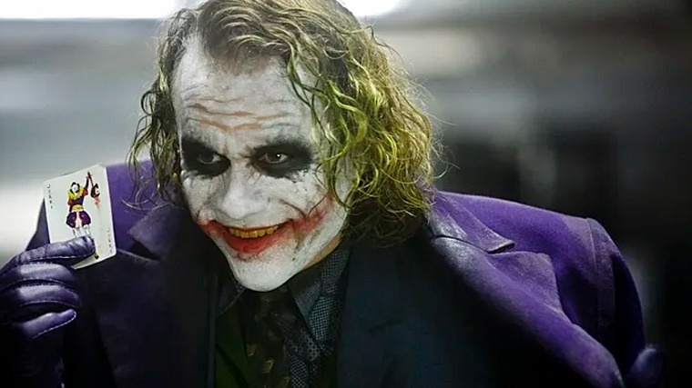 Кадр из к/ф «Темный рыцарь», реж. Кристофер Нолан, 2008 г.