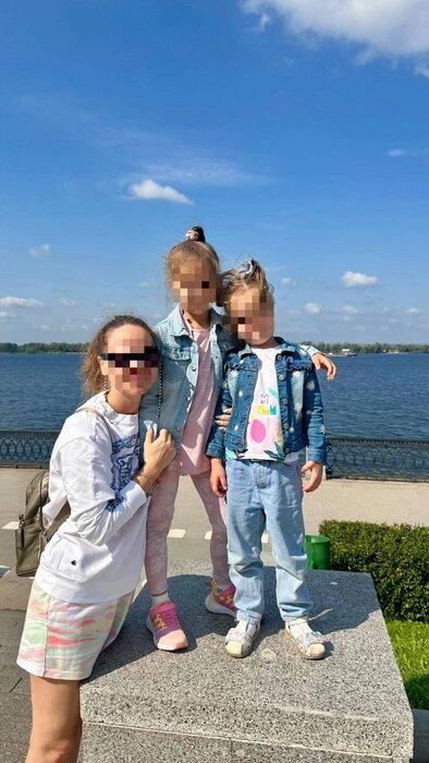 Мать разлучили со старшей дочерью и хотят отнять младшуюИсточник:Ирина / личный архив