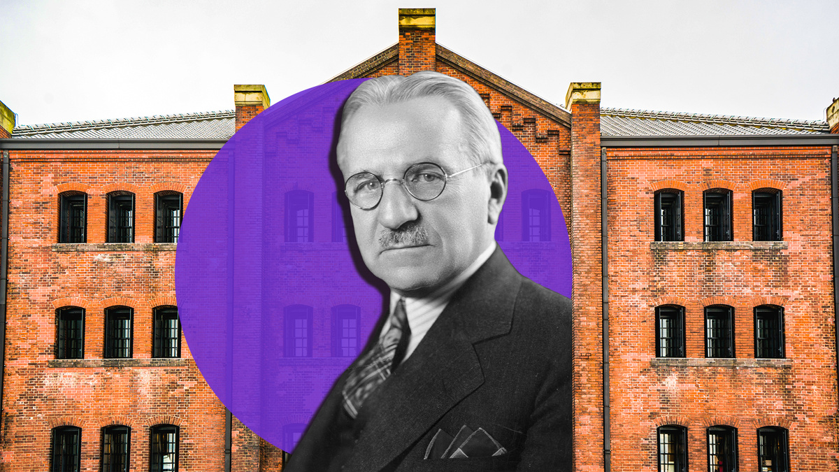 Окно в Россию (Фото:Bettmann/Getty Images, CHUNYIP WONG/Getty Images)