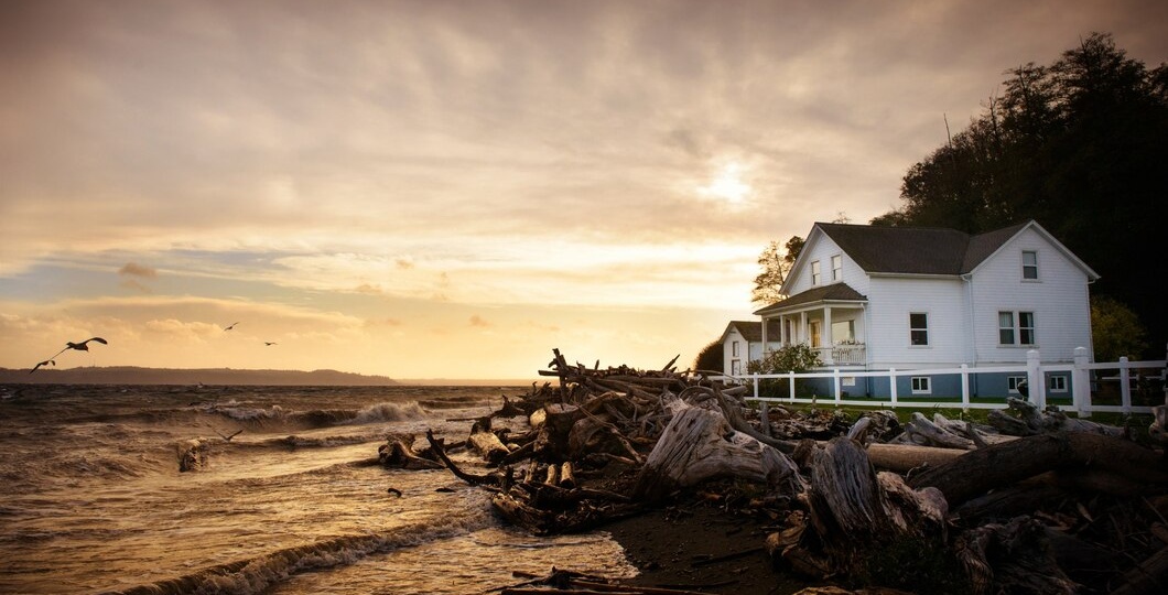 Современный одноэтажный дом на побережье: можно ли строить из СИП-панелей?