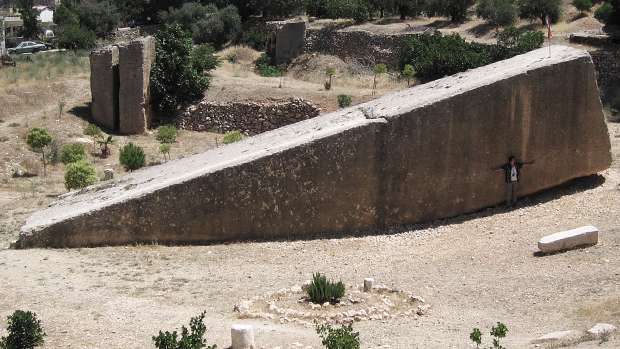 Прогресс, который мы потеряли: почему римский бетон крепче небоскребов, а дамасская сталь — лучше титана?