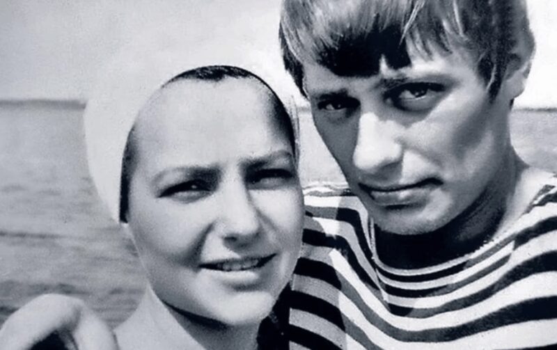    Елена Мольченко, ради которой Анатолий Лобоцкий оставил первую семью.