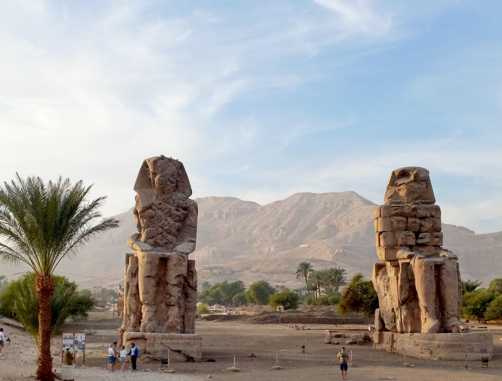 Колоссы Мемнона. Луксор.