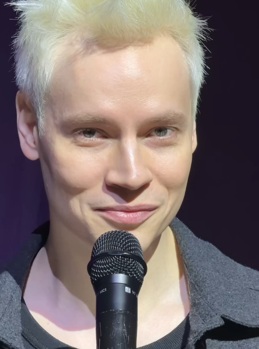 Феномен на нашей эстраде! Из интернета 