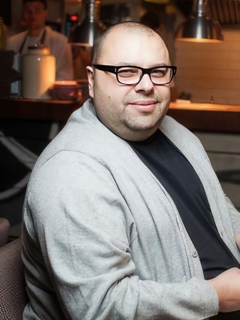    Известный музыкант и продюсер Максим Фадеев.