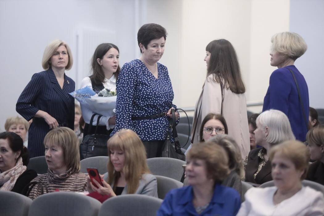 Лучших педагогов и воспитателей чествовали в Пскове
Фото: Андрей Степанов / ПАИ