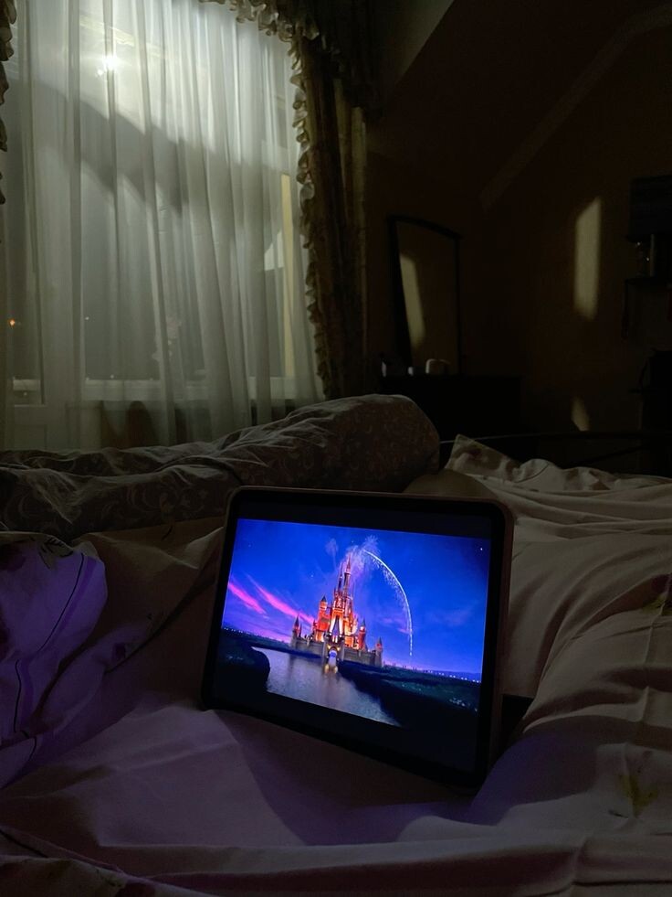 и моментально реклама 