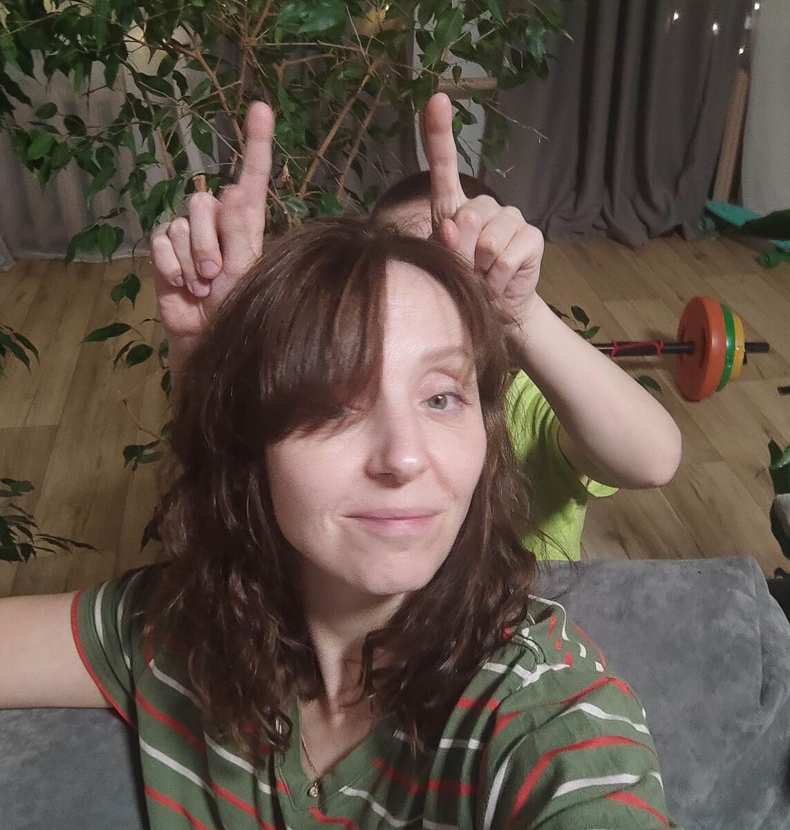 Привет! Я Ксюша, мама пятерых. Долгое время занималась тхэквондо, недавно закончила обучение на фитнес-тренера. Теперь работаю и тренером, и менеджером по рекламе, и немного мамой. Здесь рассказываю о своей жизни как она есть. Всем рада, присоединяйтесь!