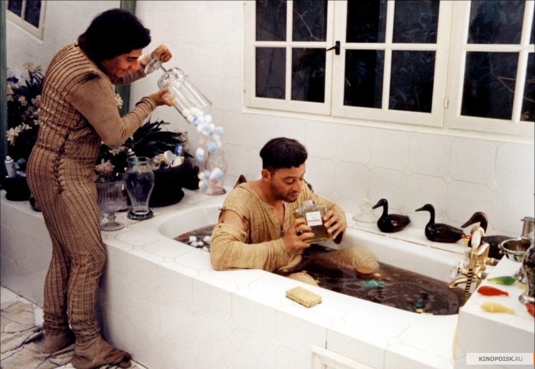 Аккорды и основные ноты в галлерее, листай карусель