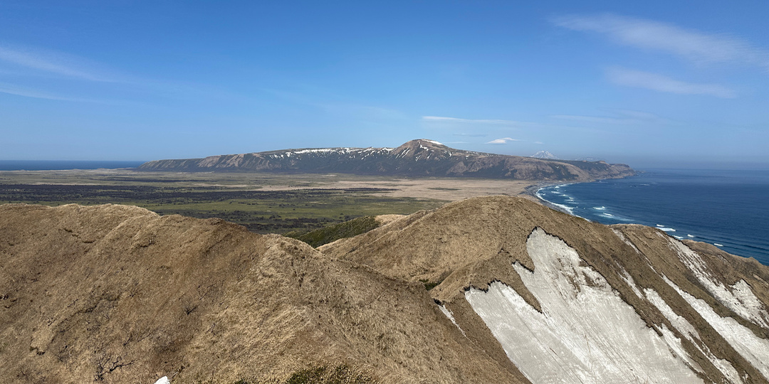 Южные Курилы, остров Итуруп, весна