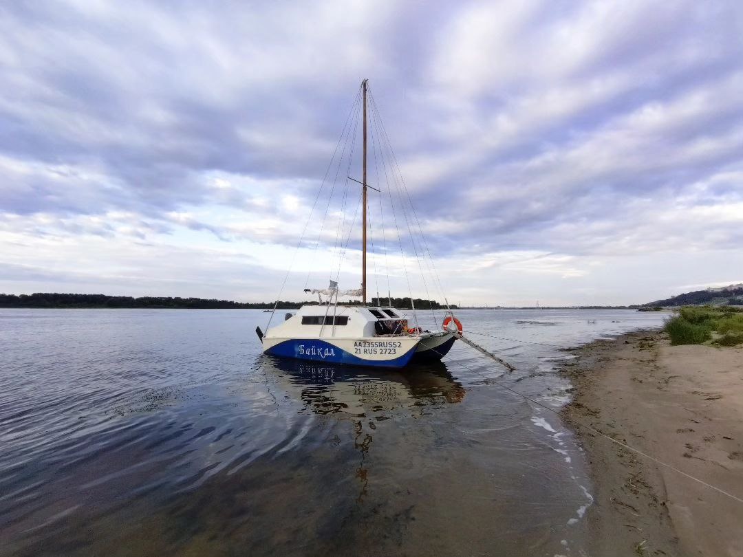 2 остров напротив центра города