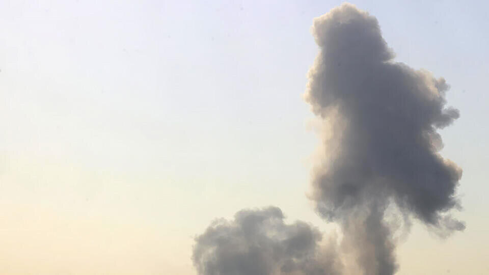     Fars: шесть человек погибли при ракетной атаке на Иран ABEDIN TAHERKENAREH/TASS