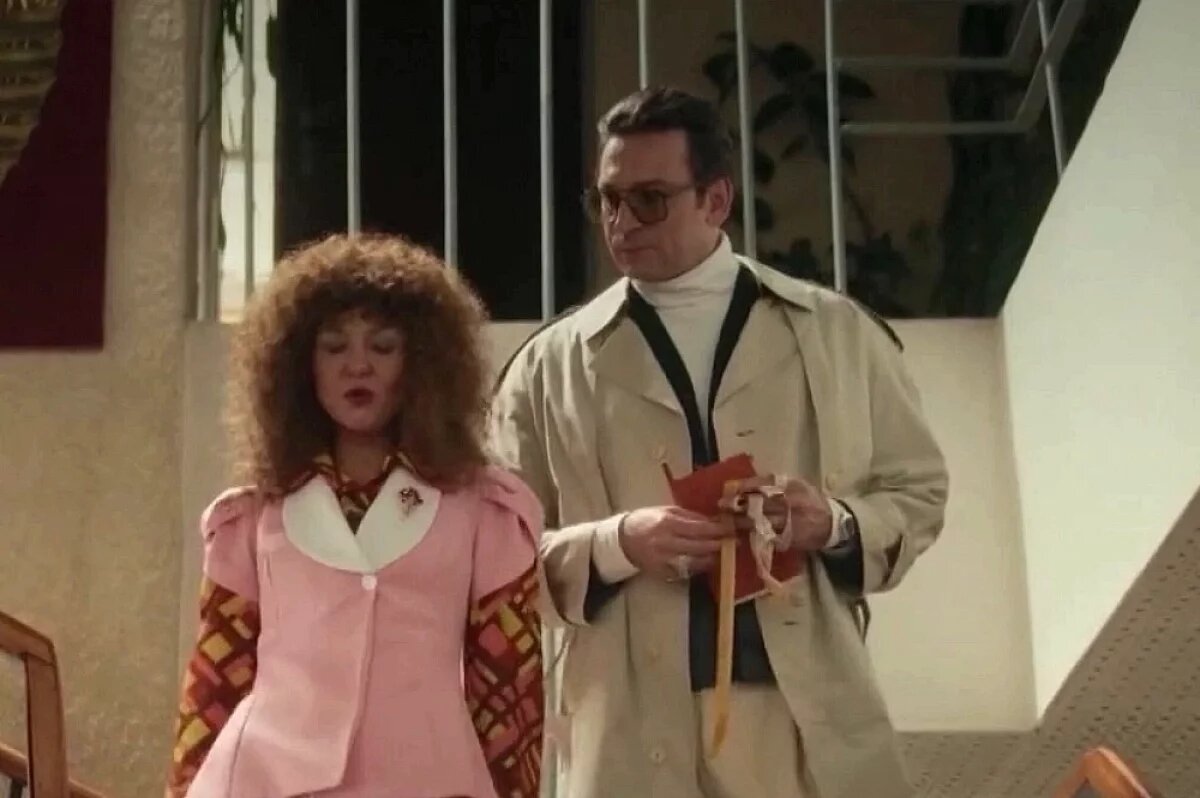    Главного героя, афериста Апрельцева, который заводит романтические отношения, чтобы обобрать доверчивых женщин, по-прежнему играет Антон Хабаров.