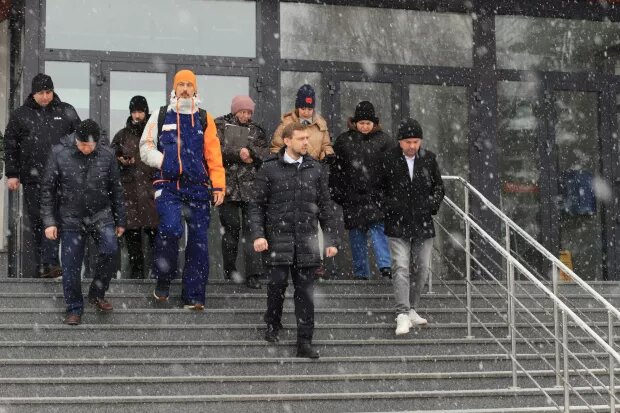     Выездное совещание. Сквер "Центральный".Сергей Кулыгин, "БР"