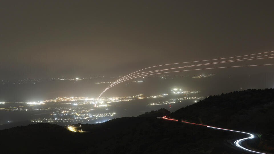 Иран совместно с "Хезболлой" нанесли удары по Израилю