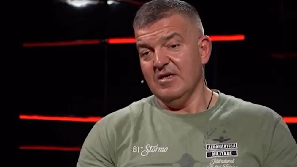     Фото: Кадр видео