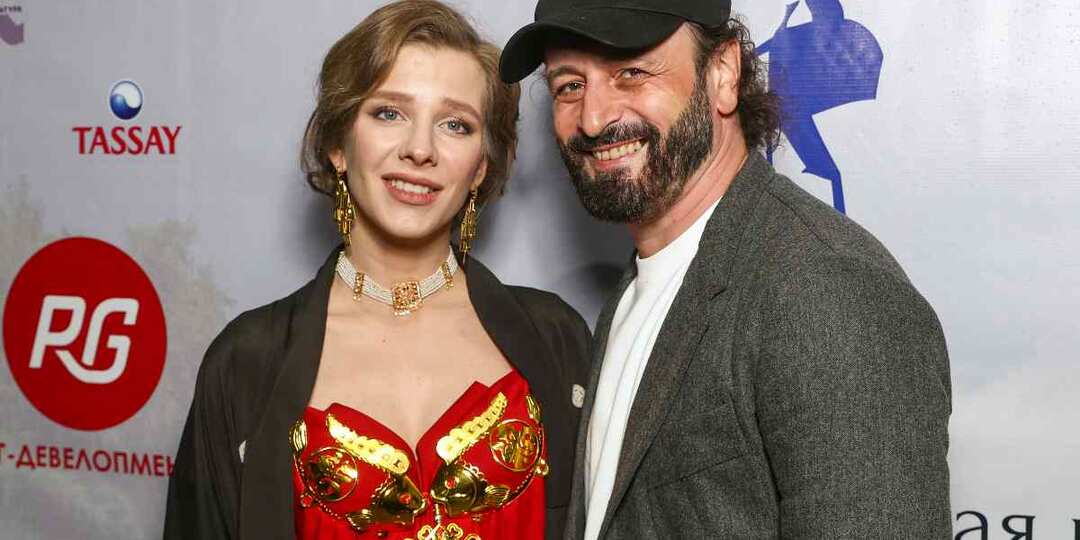 «Защитник и принцесса». Лиза Арзамасова опубликовала нежные кадры сына и дочери от Ильи Авербуха