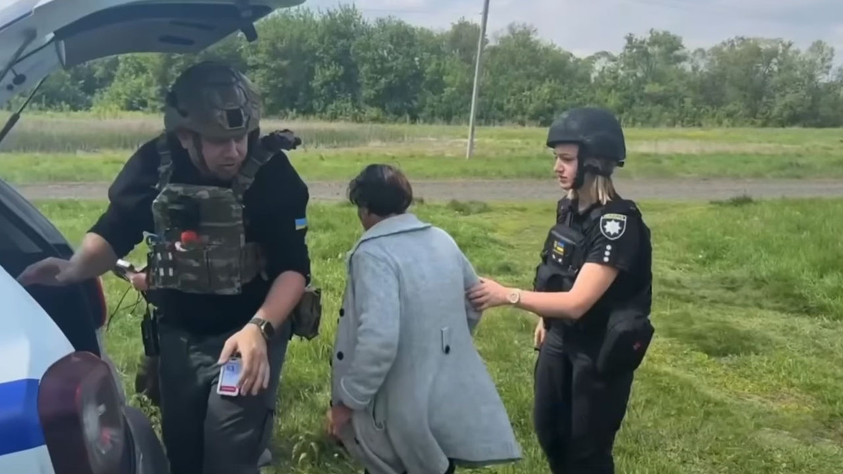    Украина Нацполиция Харьковская область эвакуация