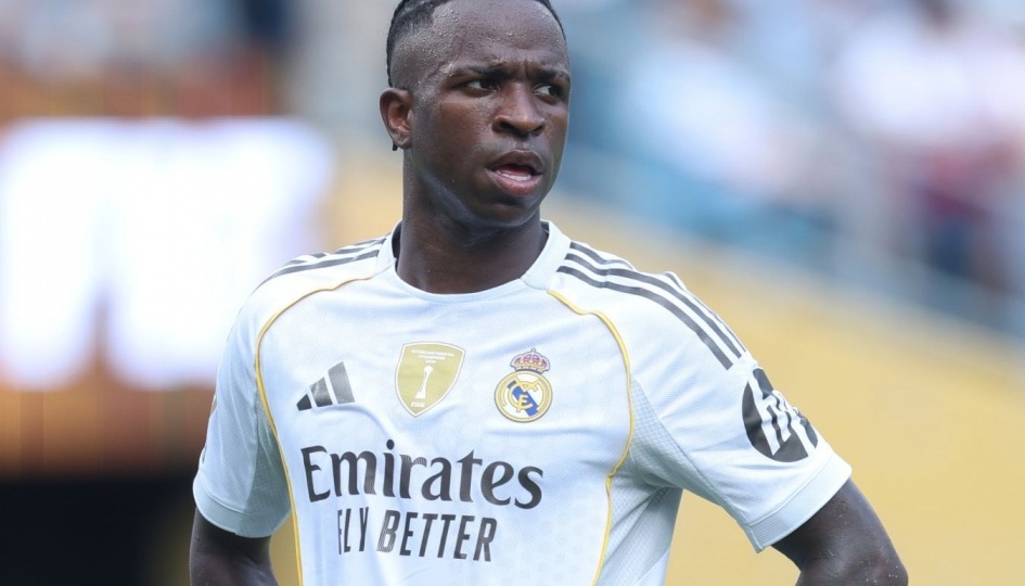 Кто станет лучшим ассистентом Лиги Чемпионов 2025/2026. Олисе или Винисиус? Или другой?