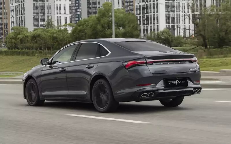 Geely Preface📷
