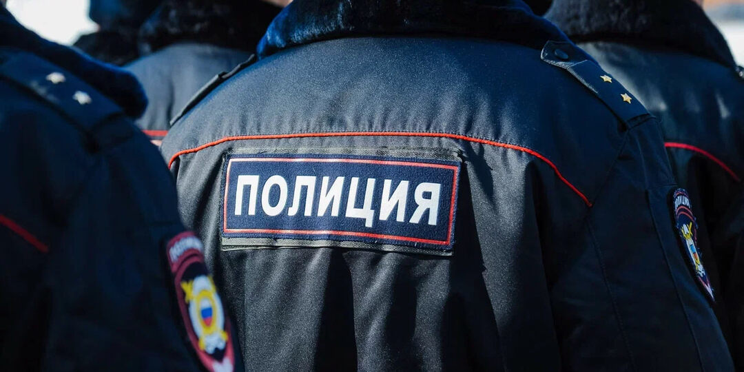 В Волгограде полицейские задержали 24-летнюю девушку за кражу украшений у матери