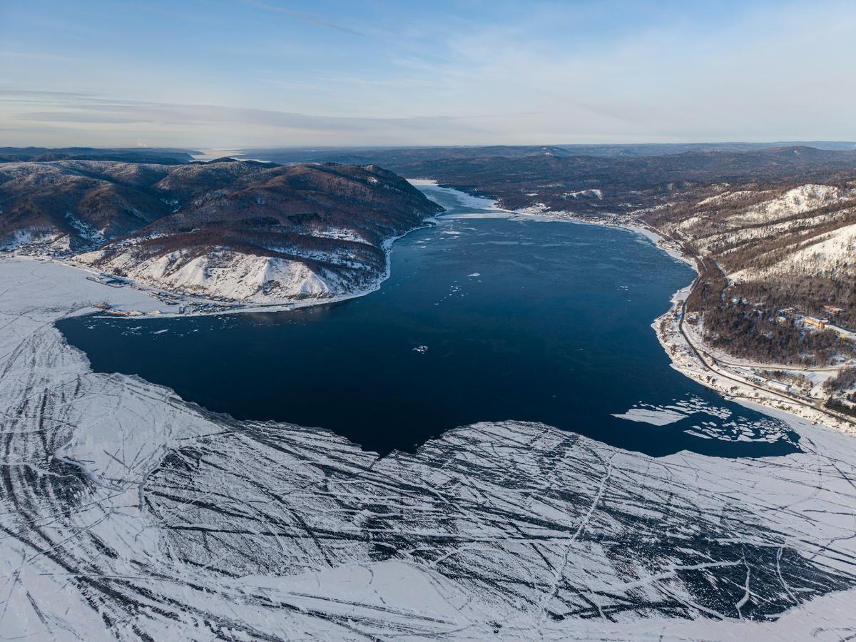 Исток реки Ангары зимой