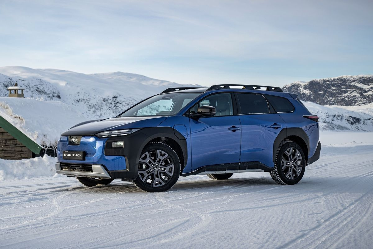 Кроссовер с электрическим приводом Subaru E-Outback