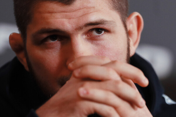 Хабиб Нурмагомедов во время пресс-конференции, 2021 год / Антон Денисов/РИА Новости   📷