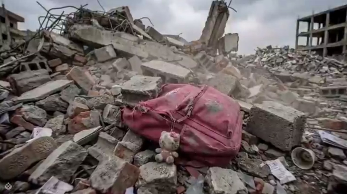 Кадр фильма "С кем воюет США". Скрин видео.