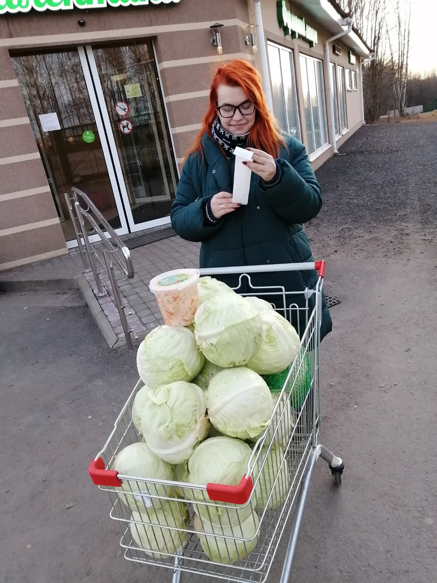 7 лет назад. Одна из первых поездок за лучшей капустой. Фото автора канала.