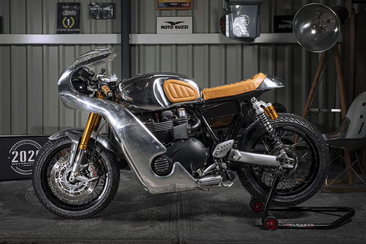 2020 VISION: Triumph Thruxton RS из Франции