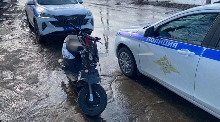 Полицейские изъяли мопед у девятиклассника из Балаково