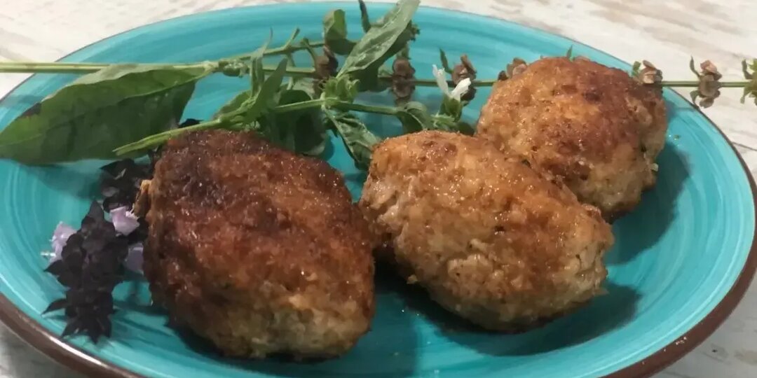 Способы борьбы с эмоциональным перееданием: советы от врача-диетолога из Уфы