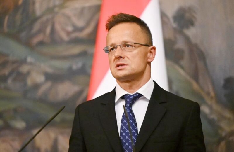    Петер Сийярто выразил глубокую обеспокоенность ситуацией с газопроводами.