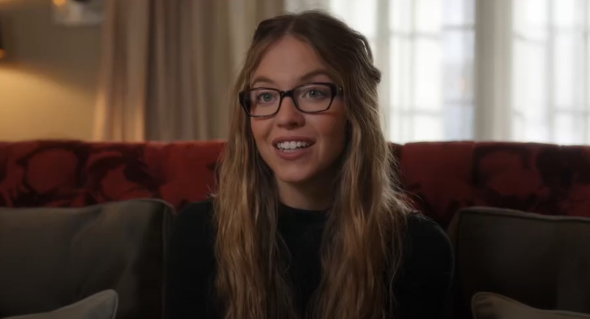 Кадр фильма "Горничная". Милли на собеседовании.