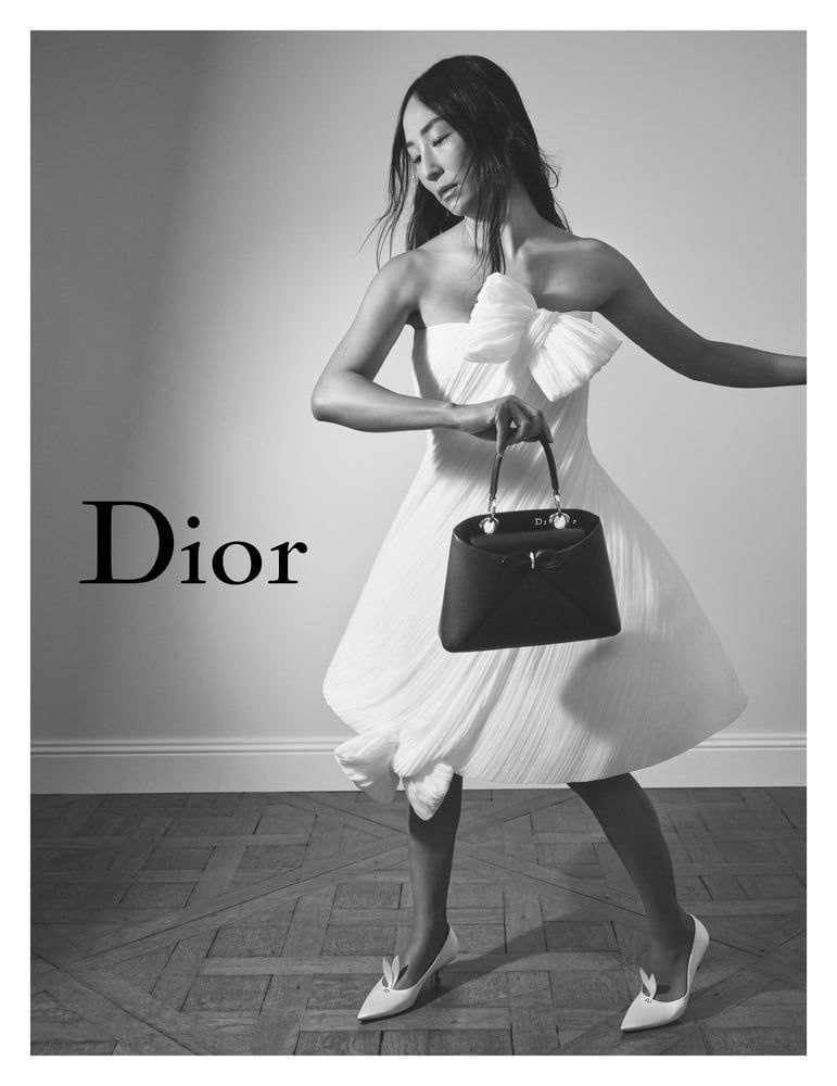 Модель: Актриса Грета Ли. Фотограф: Дэвид Симс.  Для Dior - Dior / David Sims
