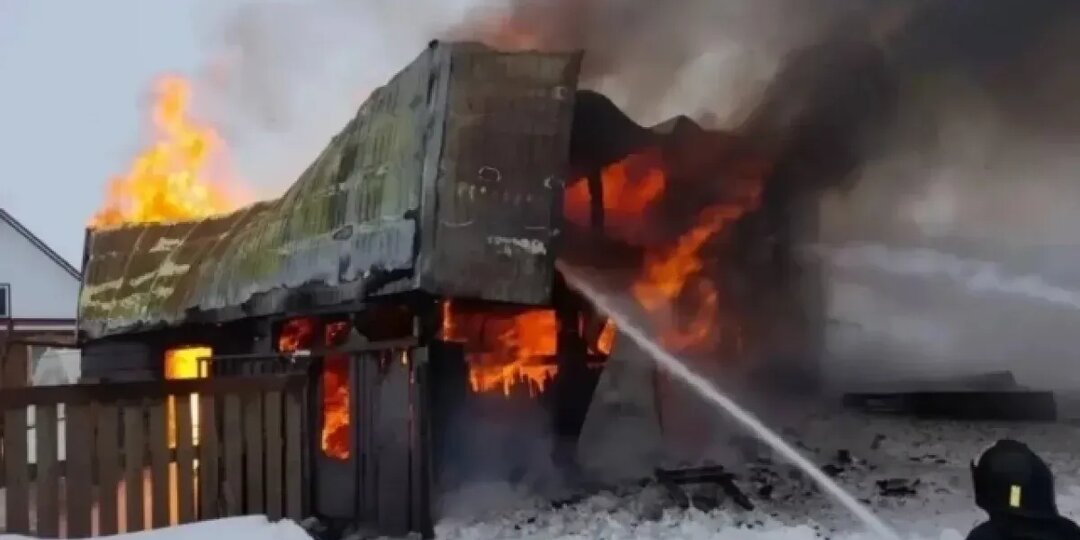 Пожар в сарае в Чуртане: пострадал мужчина