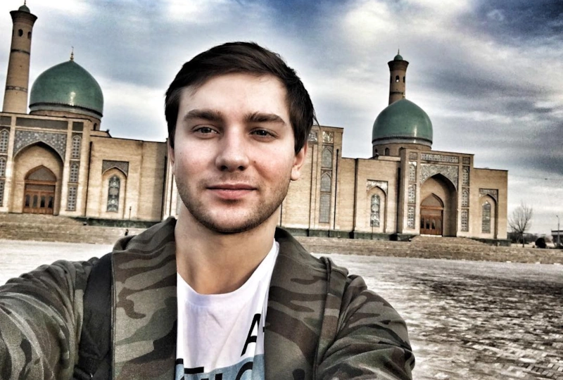 Илья Ильиных: Талантливый актер и популярный блогер